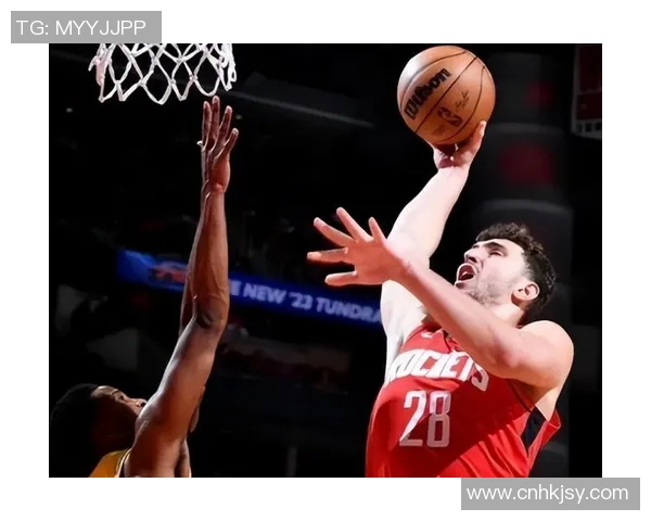 火箭留意轮休，切不可一根筋的八人轮换，火箭队本年这么强的装备，伤不起啊！